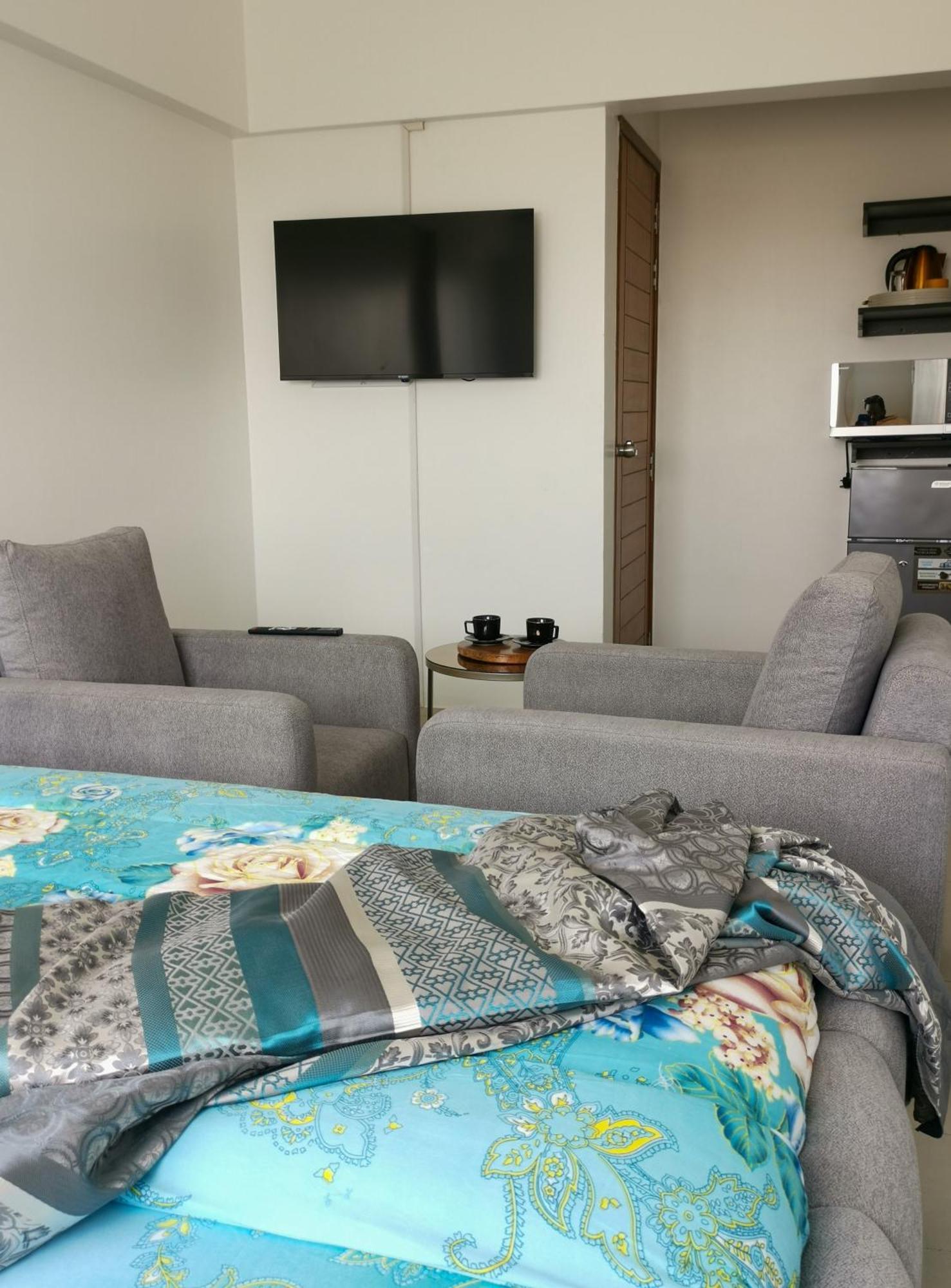 Chambres Meublees Avenue Cheikh Anta Diop Dakar Exteriör bild